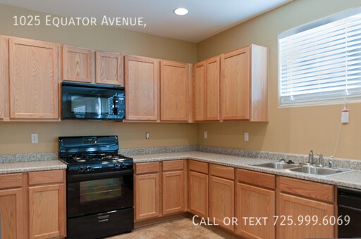 Building Photo - 1025 Equator Ave