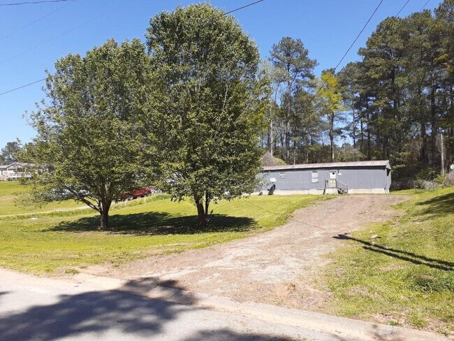Building Photo - 65 Garden Ridge Dr