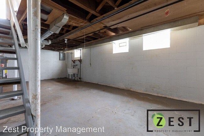 Building Photo - 2 br, 1 bath Apartment - 11238 Glenfield A...