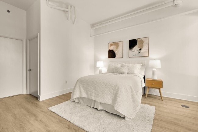 Building Photo - 1700 Kalorama Rd NW