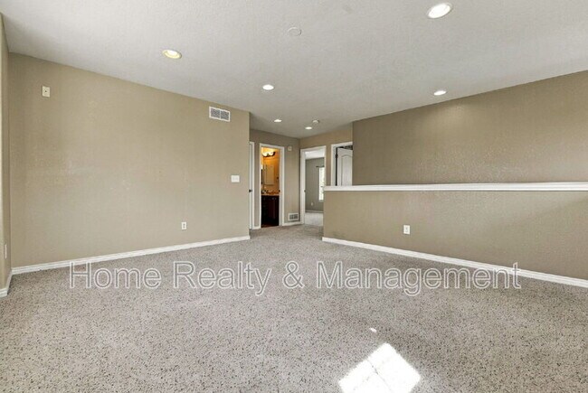 Building Photo - 12236 Kalispell St
