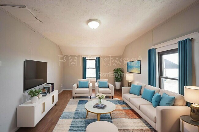 Building Photo - 918 S Bell St