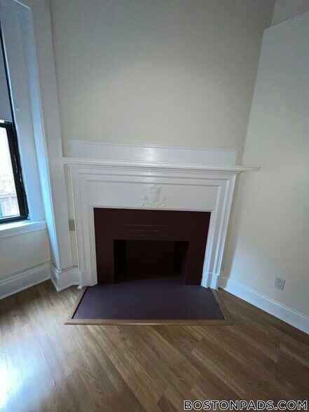 Building Photo - 62 Boylston St
