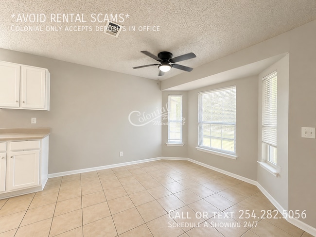 Building Photo - 4805 Fawn Dr