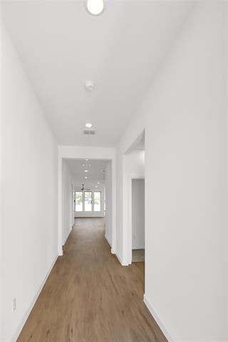 Building Photo - 1504 Adams Dr