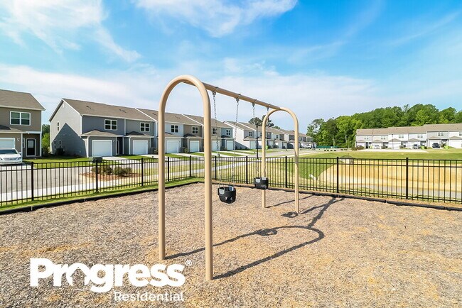 Building Photo - 528 Landing View Dr
