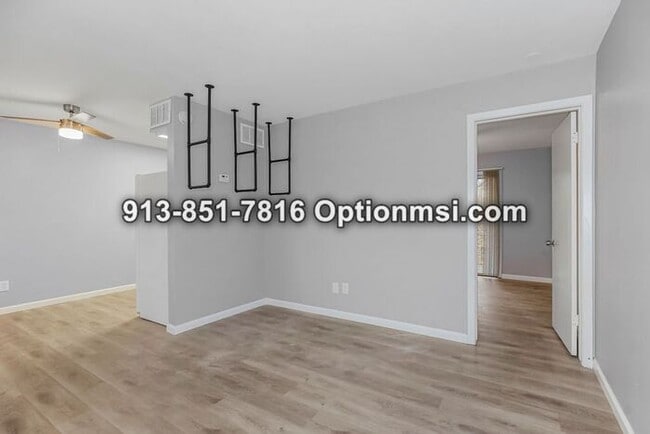 Building Photo - Turner Ridge Apts- Affordable housing- don't miss out!