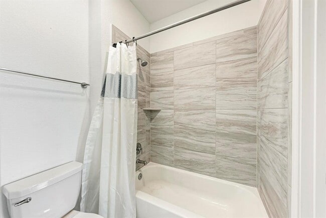 Building Photo - 5028 Olimpico Wy