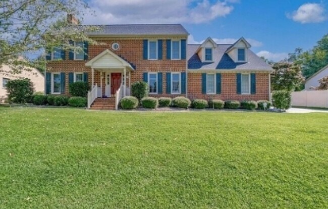 Building Photo - Gorgeous house for rent in Chesapeake.