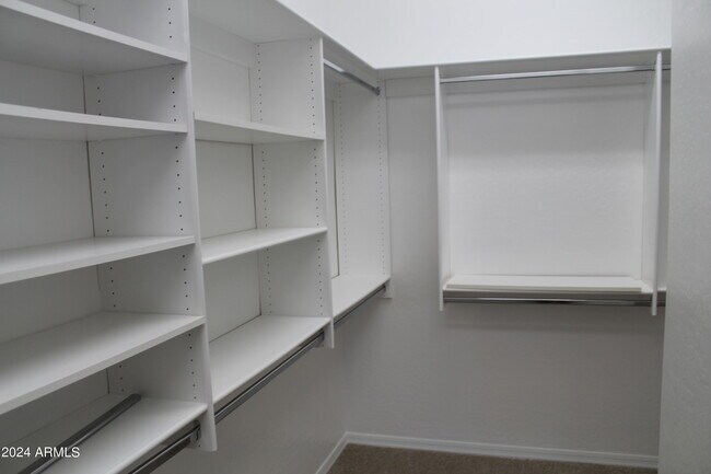 Building Photo - 3942 E Patrick Ln