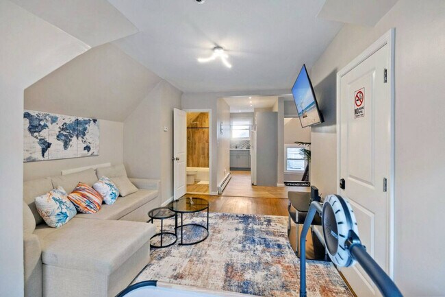 Primary Photo - 61 Washington Terrace