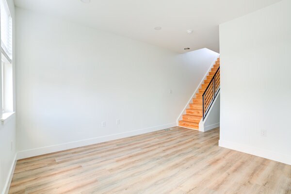 Building Photo - 3023 Harper St