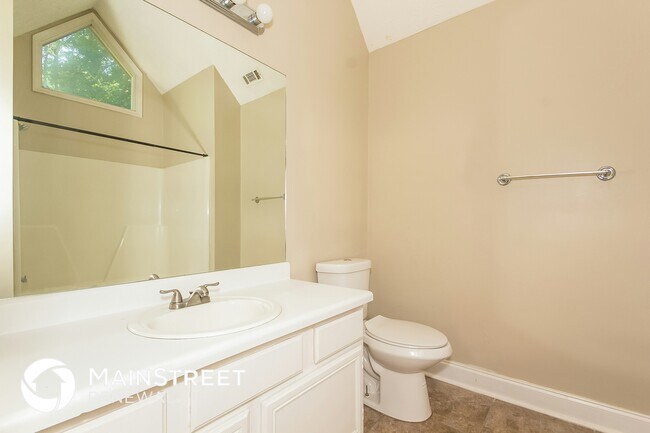 Building Photo - 40 Richmond Pl