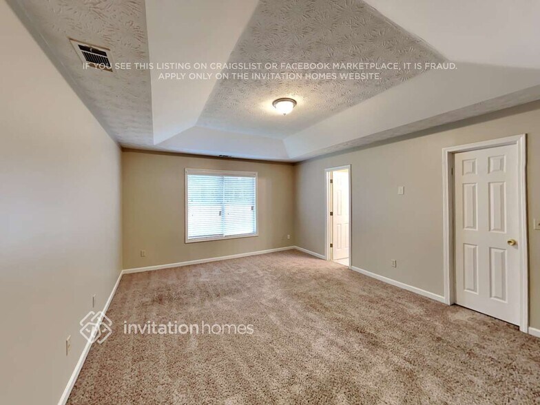 Building Photo - 810 Trellis Pond Ct