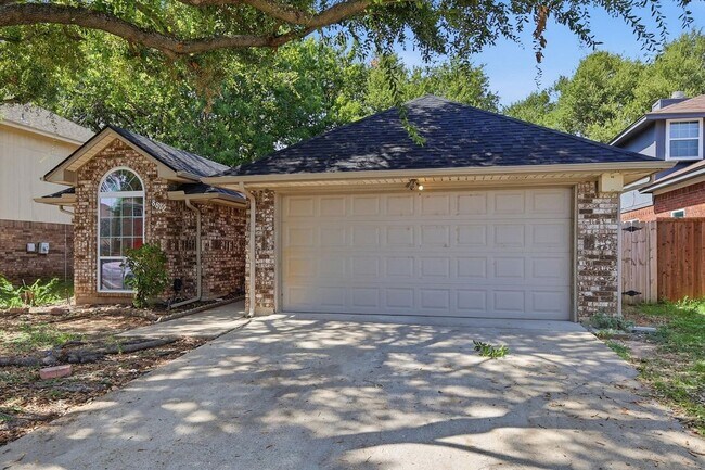 Building Photo - 8812 Sabinas Trail