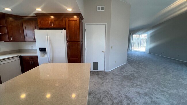 Building Photo - Orcutt Single Story Home Near Righetti and...