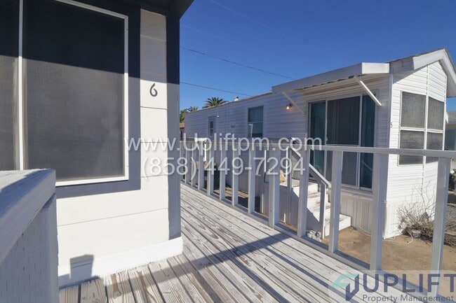 Building Photo - Double loft Studio in Ramona