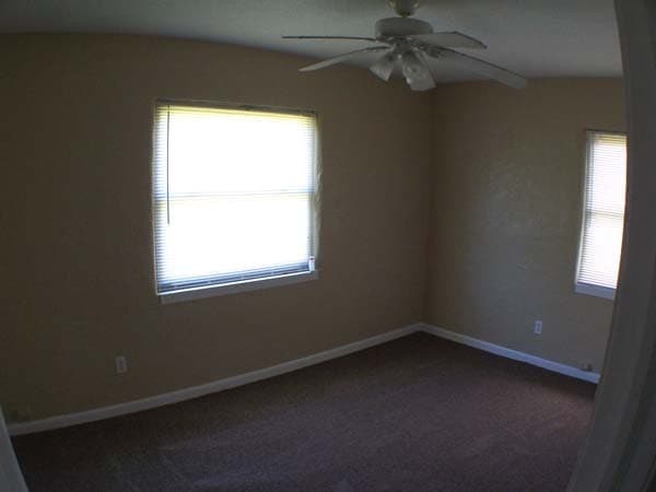 Building Photo - 4110 Eve Dr E