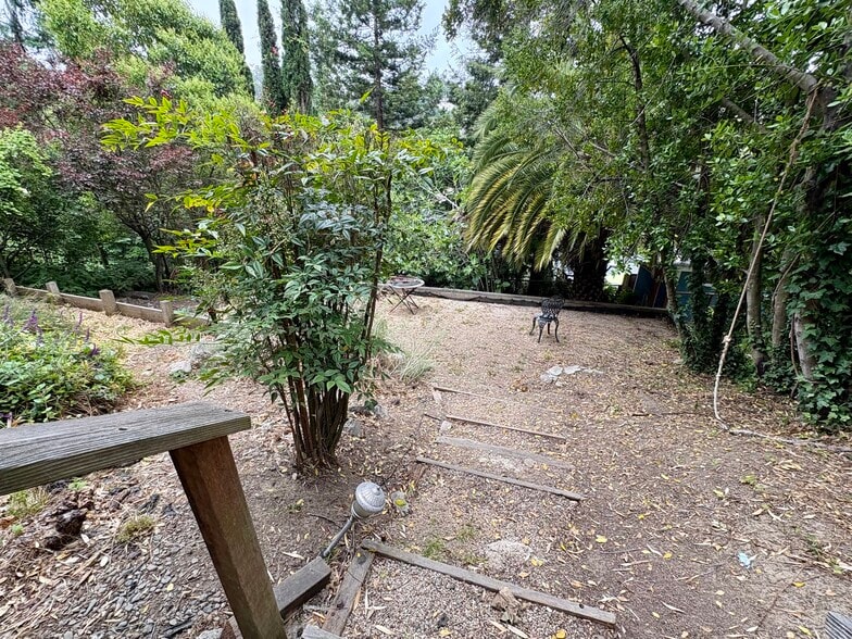 Building Photo - 5671 Cabot Dr