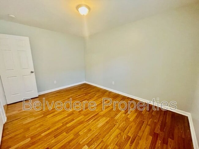 Building Photo - 405 N Dudley St