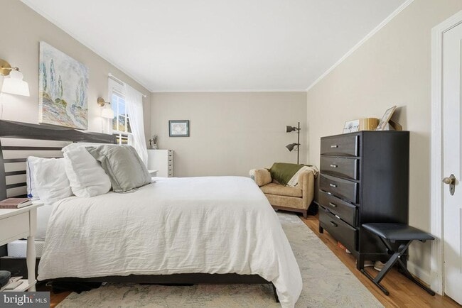 Building Photo - 2700 13th Rd S