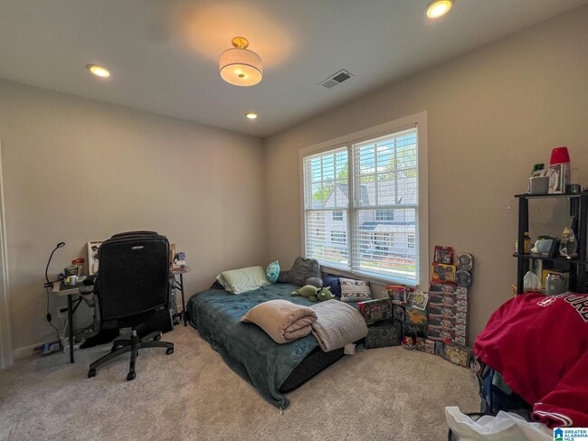 Building Photo - 4740 Arden Wy