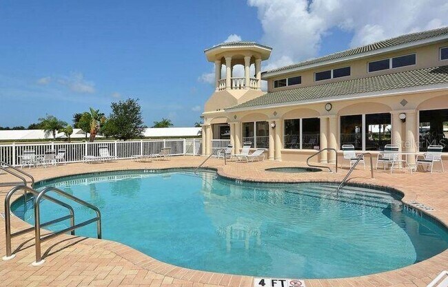 Building Photo - 6618 7th Ave Cir W