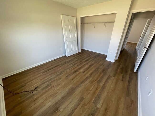 Building Photo - 5022 Dayflower Dr