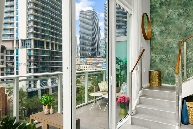 Building Photo - 1080 Brickell Ave
