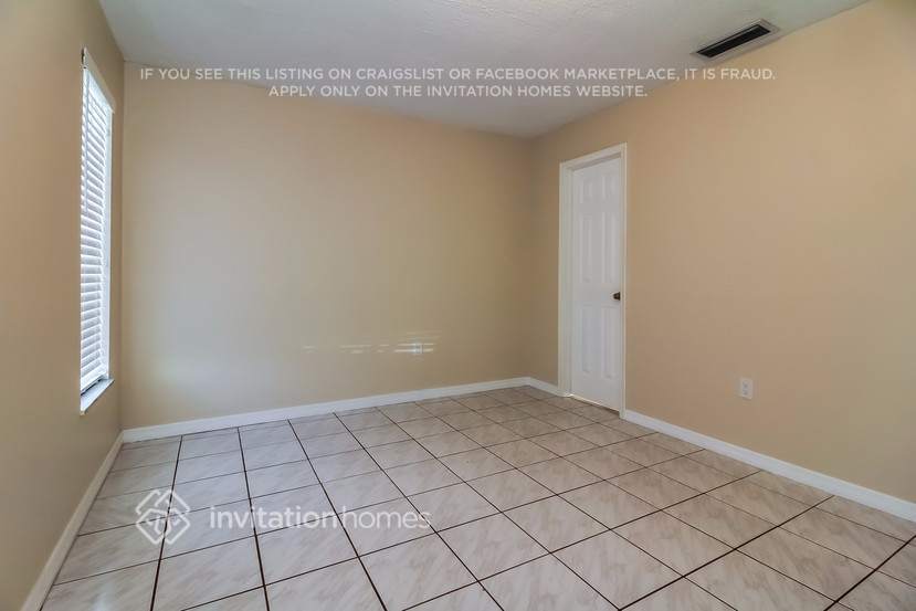 Building Photo - 11421 NW 30th St