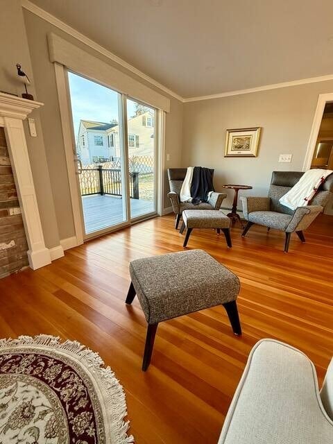 Sitting - 38 Wychunas Ave