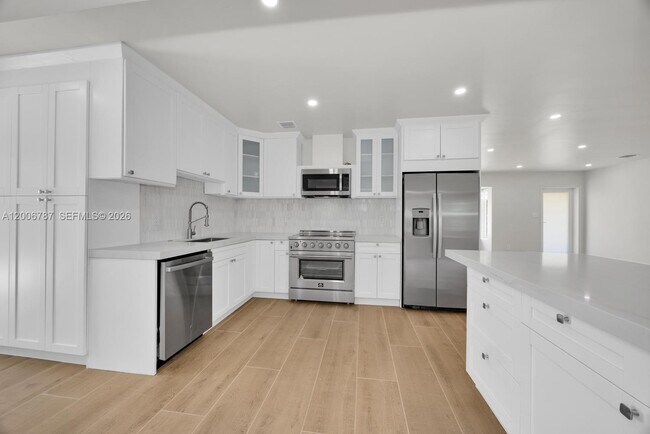 Building Photo - 8760 SW 83rd St