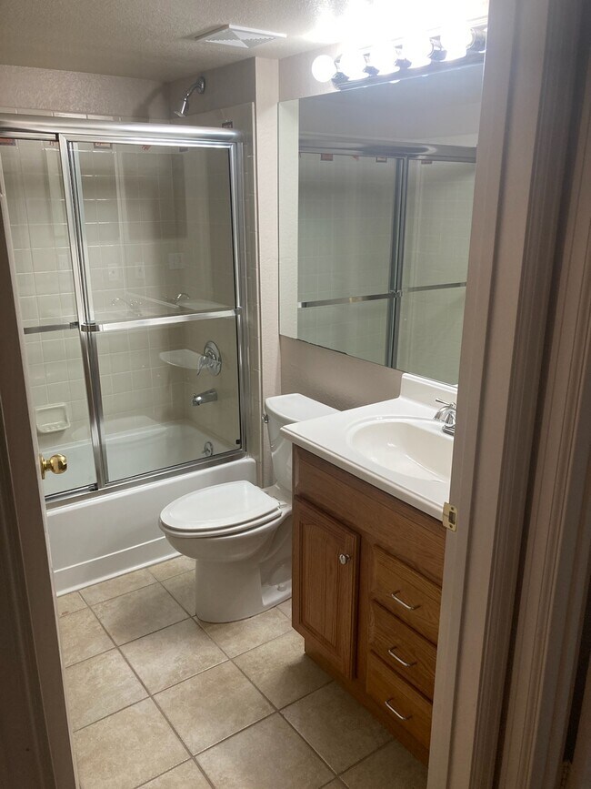 127 Jules DriveMountain Glen - 127 Jules DriveMountain Glen Gypsum CO