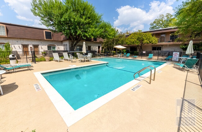 Building Photo - 7801 Shoal Creek Blvd