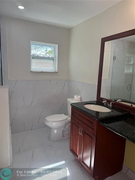 Building Photo - 3336 Quail Close