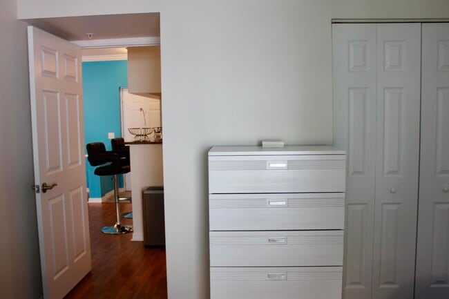 Building Photo - 3302 Tuscany Way