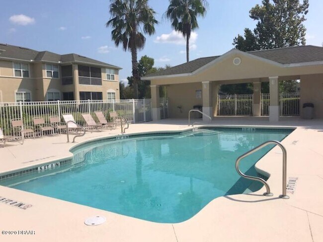 Building Photo - 830 Airport Rd