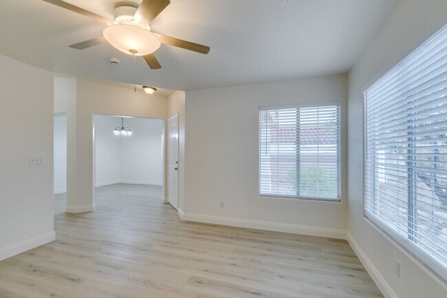 Building Photo - 437 Palegold St