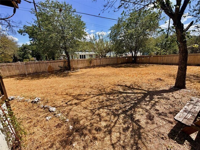 Building Photo - 1509 Willow St