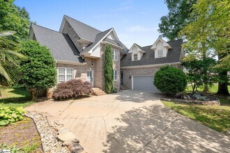 Building Photo - 403 Mossy Ledge Ln