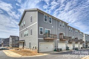 Building Photo - 2410 Arbor Loop Dr