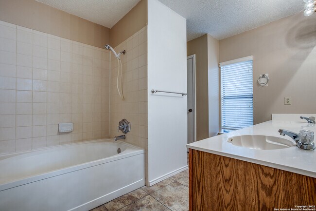 Building Photo - 7307 Chainfire Cir