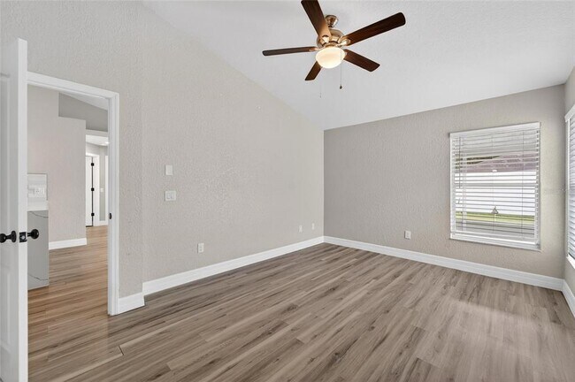 Building Photo - 523 Napa Valley Cir