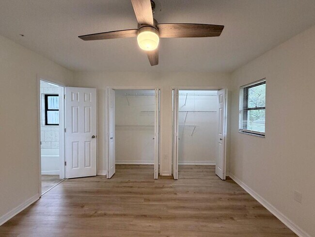 Building Photo - Available Now | Move-In Ready Rental in SE Ocala/Silversprings Shores
