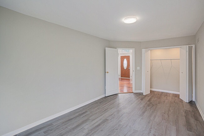 Building Photo - 36721 Tanglewood Ln