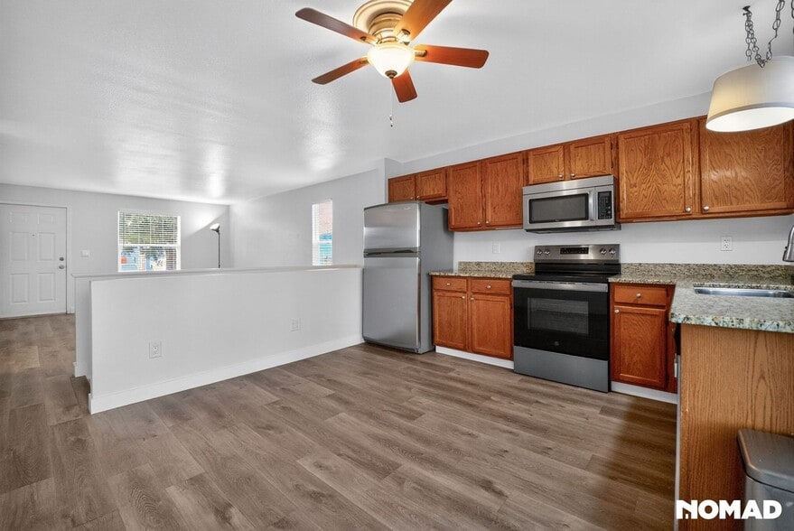 Building Photo - 5082 E 112th Pl