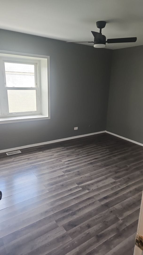 Building Photo - Charming 3BR Condo in Streamwood