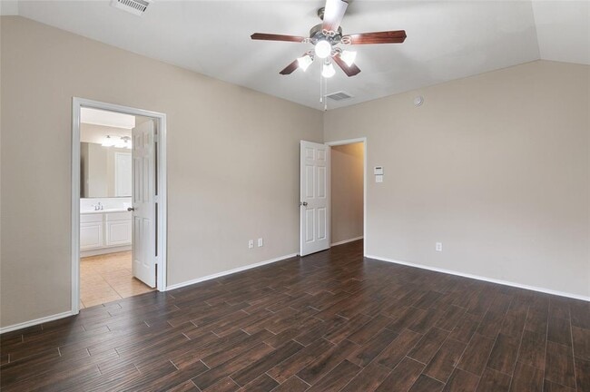 Building Photo - 13915 Roanoke Falls Dr