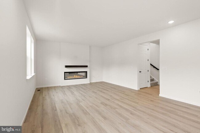 Building Photo - 9166 Arctic Fox Wy