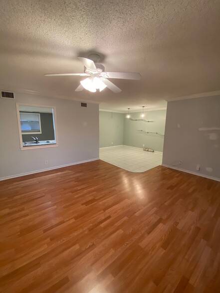 Living Area view through to Dining - 3951 NE 18th Ave